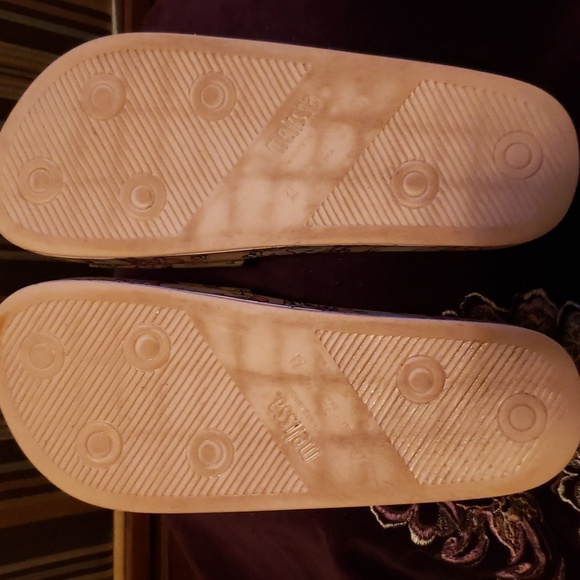 EUC MLSA by Melissa Pink Unicorn Beach Slides (6)-$25 for 2 | Shoe Sale Promo - Picture 7 of 9